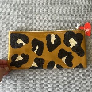 ⭐️🌴Julie Mollo 2 Sides Clutch